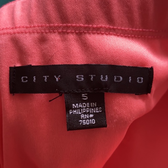 Dress - Picture 4 of 4